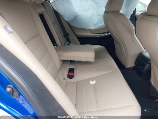 JTHBA1D29K5085612 Lexus IS 300