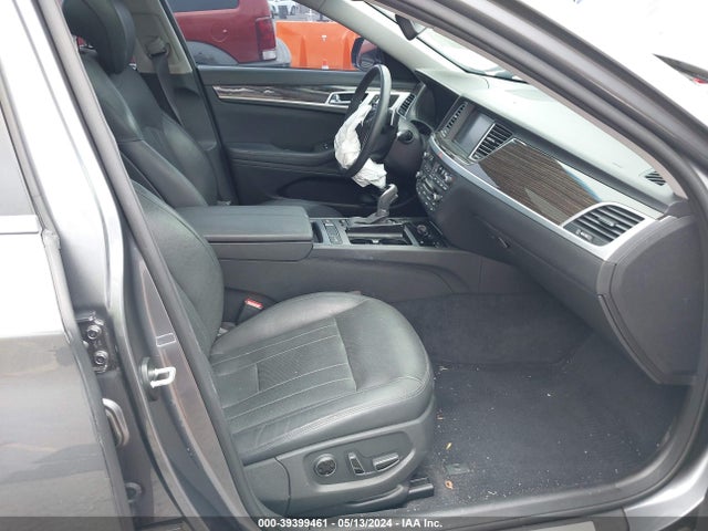 Hyundai Genesis 3.8 2015 KMHGN4JE6FU069032 Image 5