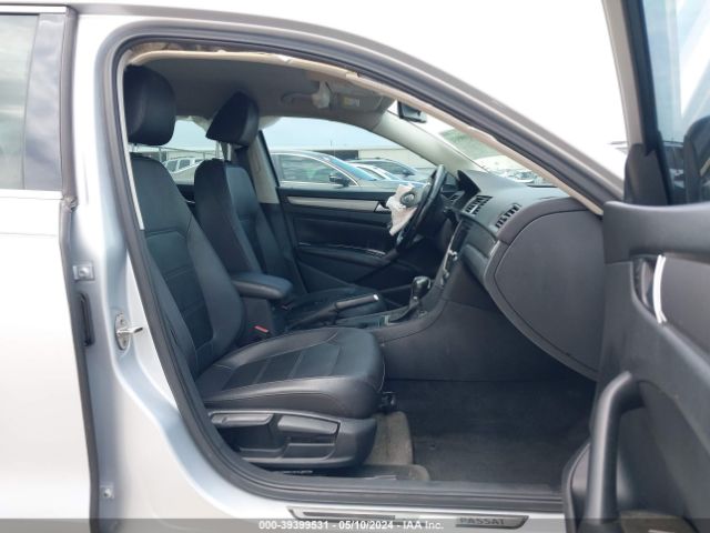 1VWAT7A31FC096397 Volkswagen Passat 1.8t Limited Edition