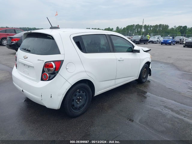 Chevrolet Sonic Ls Auto 2015 1G1JA6SH6F4196110 Image 4