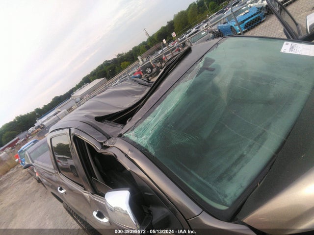 5TFHW5F10HX670892 Toyota Tundra Limited 5.7l V8