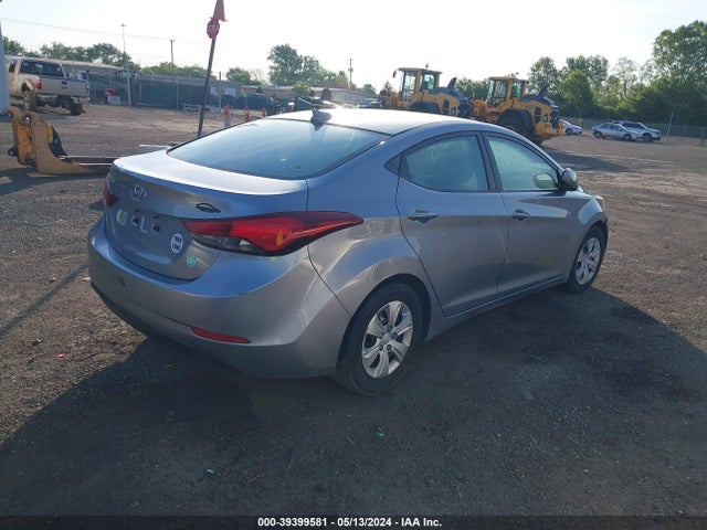 Hyundai ELANTRA SE 2016 5NPDH4AE7GH770835 Image 4