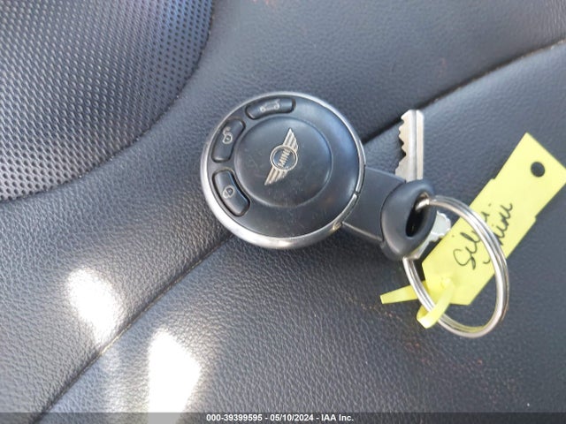 2011 MINI COOPER S WMWSV3C53BTY12815 Photo 10