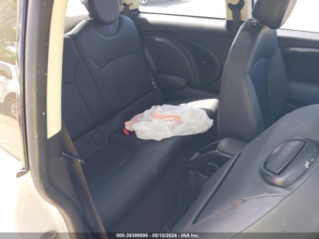 2011 MINI COOPER S WMWSV3C53BTY12815 Photo 7