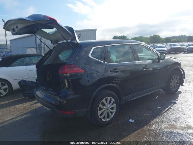 Nissan ROGUE S 2019 5N1AT2MV8KC736095 Image 4