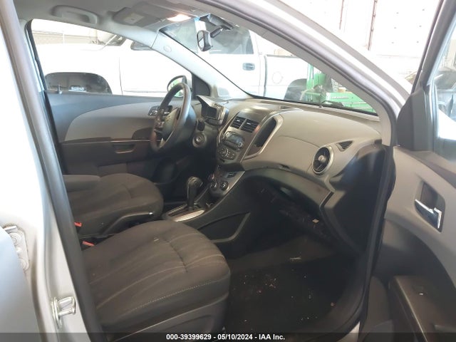 Chevrolet Sonic Lt Auto 2014 1G1JC5SG0E4112065 Image 5