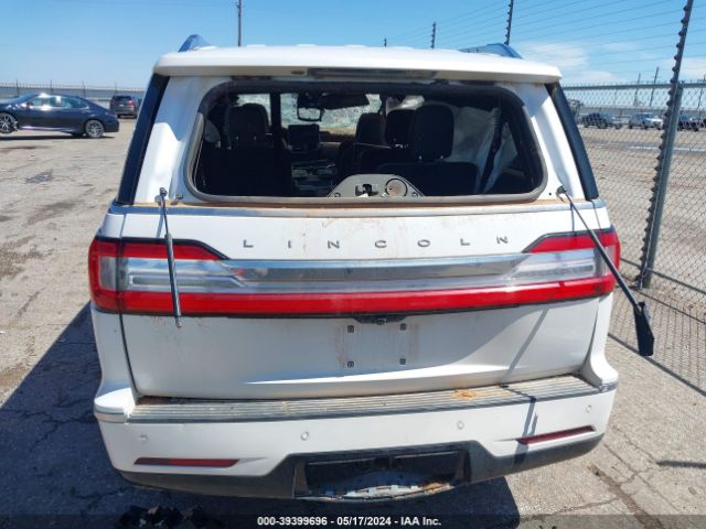 5LMJJ3LT0JEL16701 Lincoln Navigator L Reserve