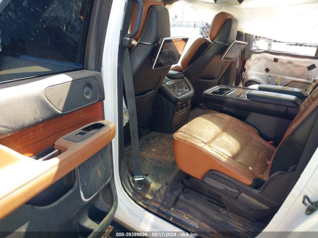 5LMJJ3LT0JEL16701 Lincoln Navigator L Reserve