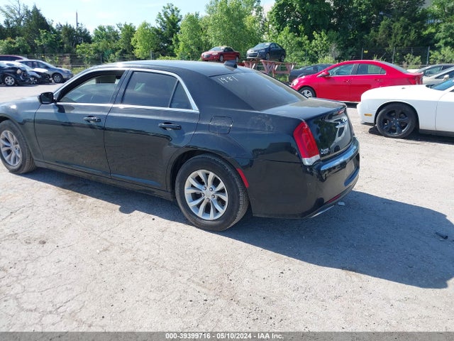 2C3CCAAG2FH801981 Chrysler 300 Limited