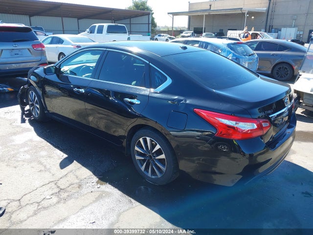 Nissan Altima 2.5 Sv 2017 1N4AL3AP7HC246083 Image 3