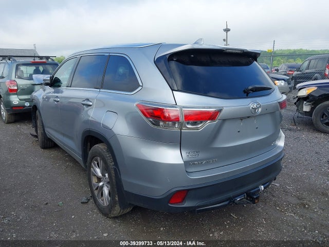 Toyota Highlander Xle V6 2015 5TDJKRFH8FS092674 Image 3