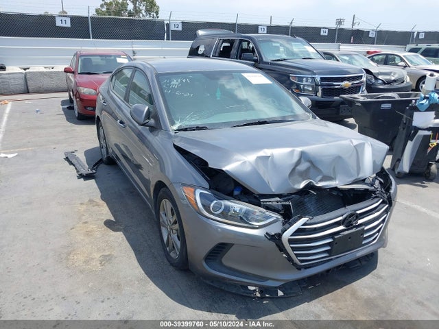 2018 5NPD84LF5JH337446 main image