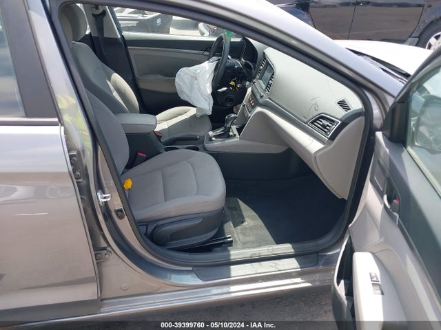 Hyundai ELANTRA SEL 2018 5NPD84LF5JH337446 Image 5