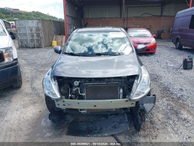 3N1CN7AP3JL833575 Nissan Versa 1.6 S+