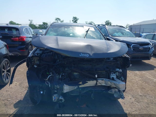3C4NJCABXJT329202 Jeep Compass Sport Fwd