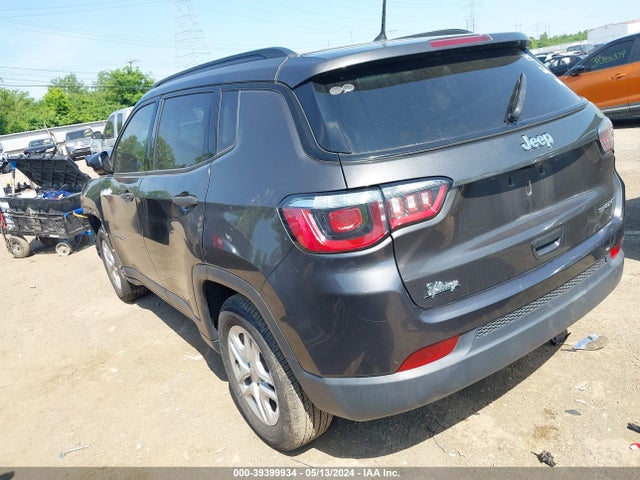 3C4NJCABXJT329202 Jeep Compass Sport Fwd