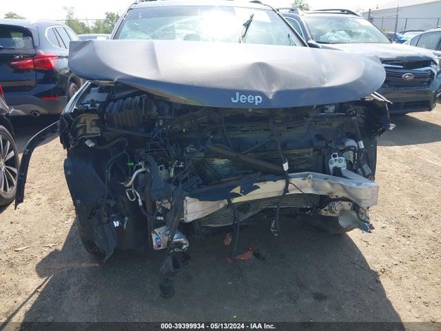3C4NJCABXJT329202 Jeep Compass Sport Fwd