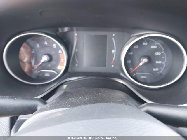 3C4NJCABXJT329202 Jeep Compass Sport Fwd