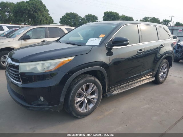 Toyota Highlander Le Plus V6 2016 5TDZKRFH9GS131955 Image 2