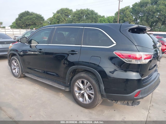 Toyota Highlander Le Plus V6 2016 5TDZKRFH9GS131955 Image 3