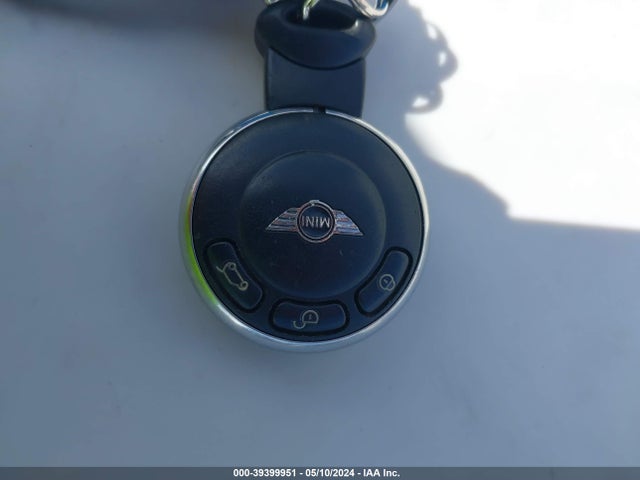 2009 MINI COOPER WMWMF33509TU71146 Photo 10