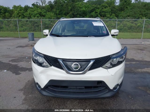 JN1BJ1CP0KW218222 Nissan Rogue Sport Sl