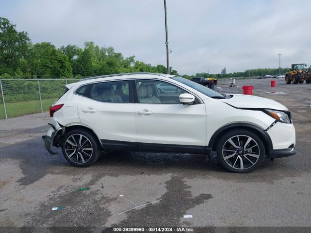 JN1BJ1CP0KW218222 Nissan Rogue Sport Sl