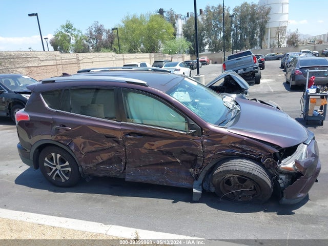 Toyota RAV4 LE 2017 2T3ZFREVXHW320707 Image 14