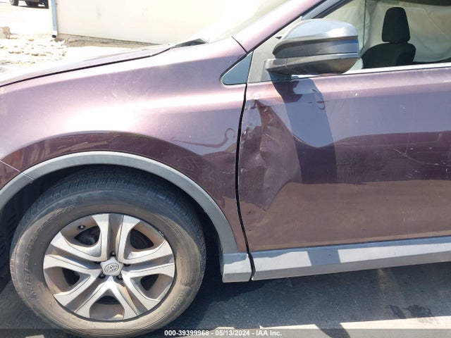 Toyota RAV4 LE 2017 2T3ZFREVXHW320707 Image 18