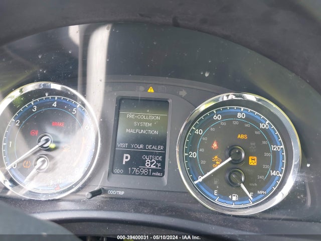 Toyota COROLLA L 2018 5YFBURHE9JP826953 Image 7