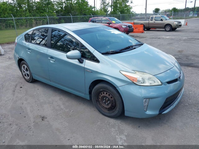Toyota Prius Two 2015 JTDKN3DU9F1900035 Image 13