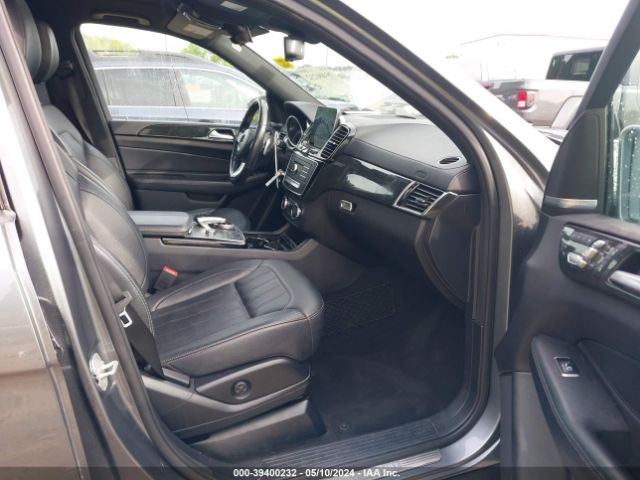 4JGDF6EE7HA929465 Mercedes-Benz Gls 450 4matic