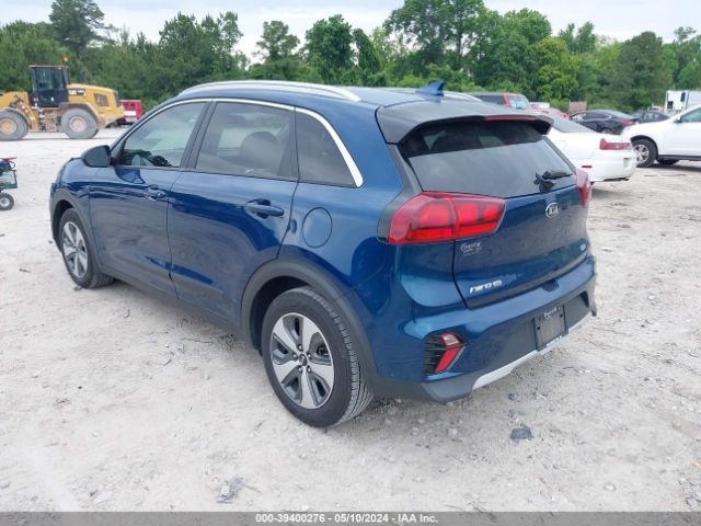 KNDCB3LC2L5422079 KIA NIRO LX