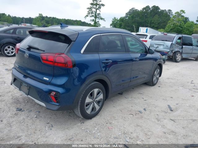 KNDCB3LC2L5422079 KIA NIRO LX