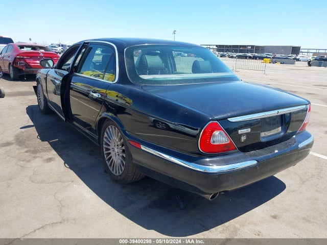 2007 JAGUAR XJ SAJWA82BX7SH12314 Photo 2