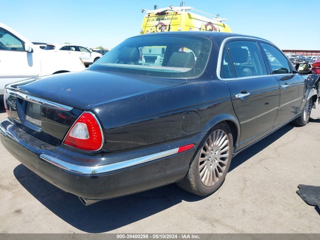 2007 JAGUAR XJ SAJWA82BX7SH12314 Photo 3