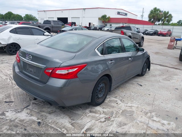 Nissan Altima 2.5 S 2017 1N4AL3AP5HN307435 Image 4