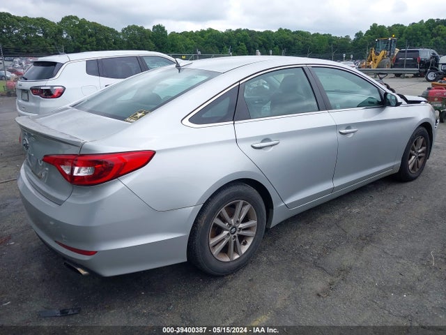 Hyundai SONATA SE 2015 5NPE24AF3FH171007 Image 4