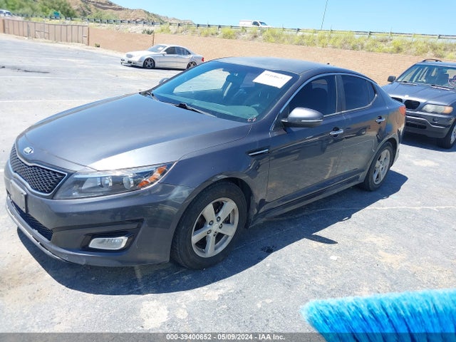 KIA Optima Lx 2015 KNAGM4A73F5649287 Image 2