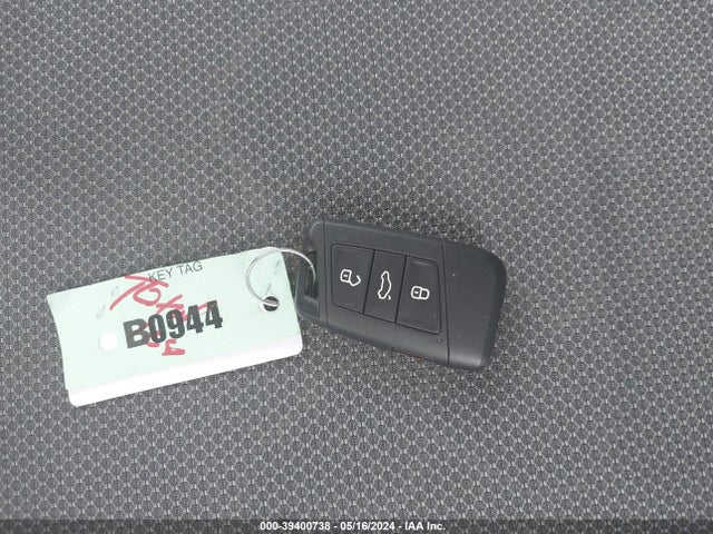 3VVDX7B25NM011988 Volkswagen Taos 1.5t S