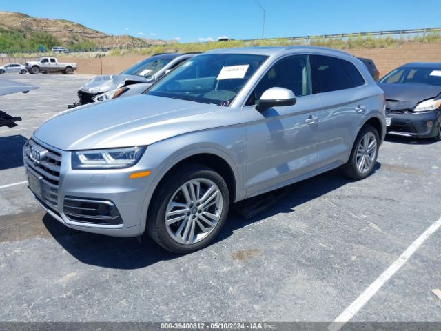 WA1CNAFY9J2124334 Audi Q5 2.0t Premium/2.0t Tech Premium