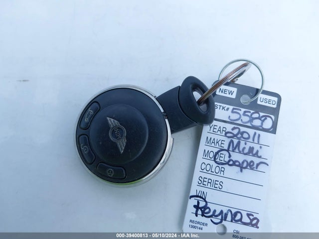 2011 MINI COOPER WMWZN3C53BT133738 Photo 10