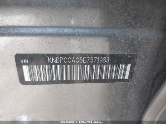 KNDPCCAC5E7571983 KIA Sportage Ex