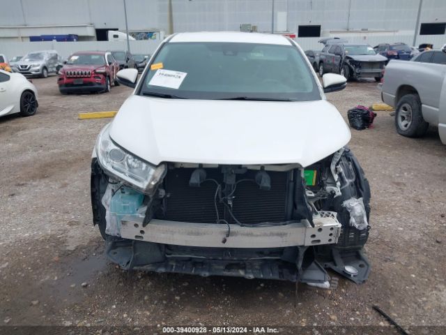 5TDZZRFH3HS232292 Toyota Highlander Le