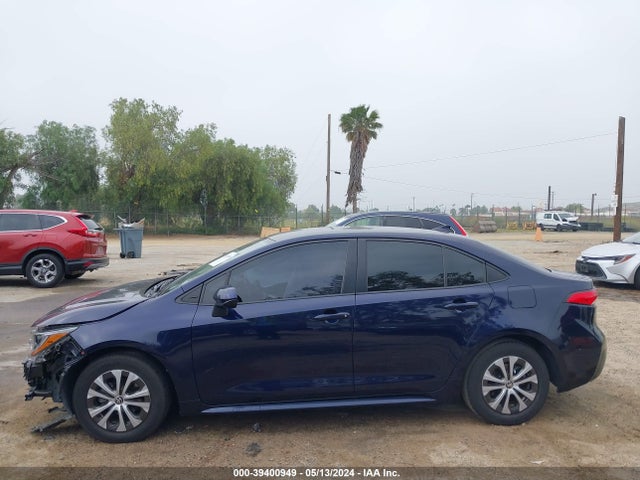 Toyota Corolla Hybrid Le 2022 JTDEAMDEXNJ051619 Image 14