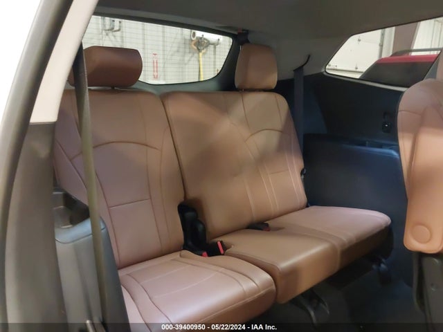 5GAERBKWXJJ171053 Buick Enclave Essence
