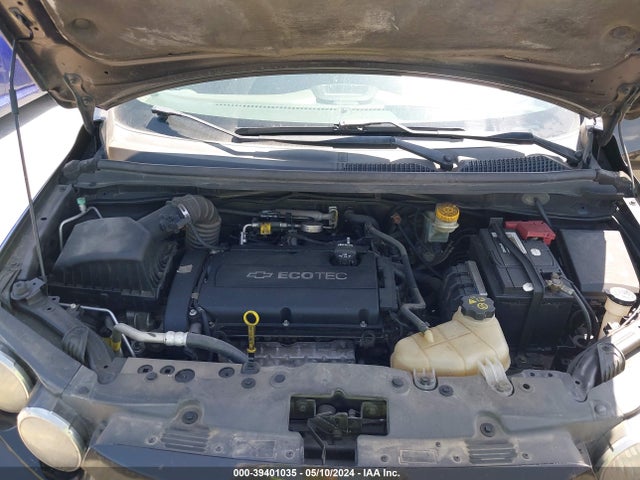 Chevrolet Sonic Lt Auto 2015 1G1JC6SH6F4121174 Image 10