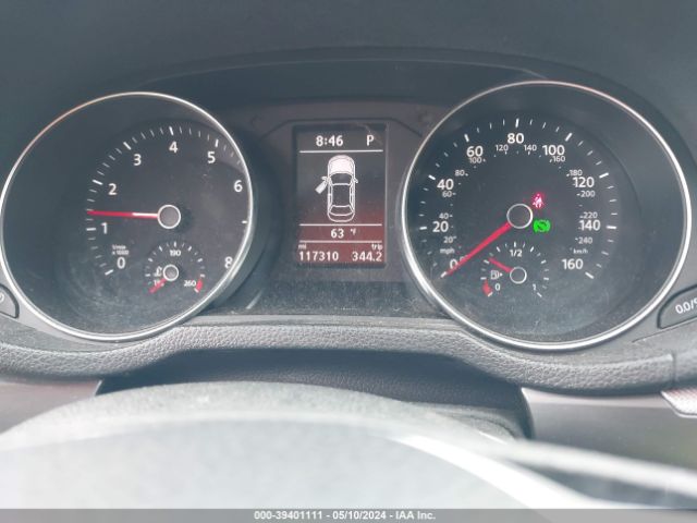 1VWAT7A32GC045444 Volkswagen Passat 1.8t R-line