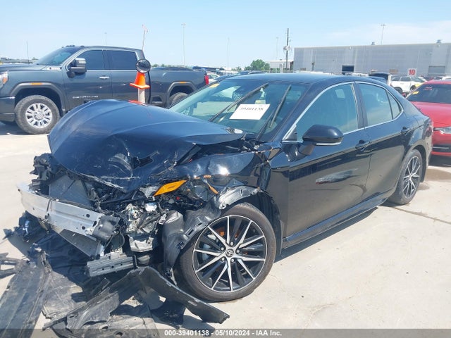 Toyota CAMRY SE 2023 4T1G11AKXPU823664 Image 2