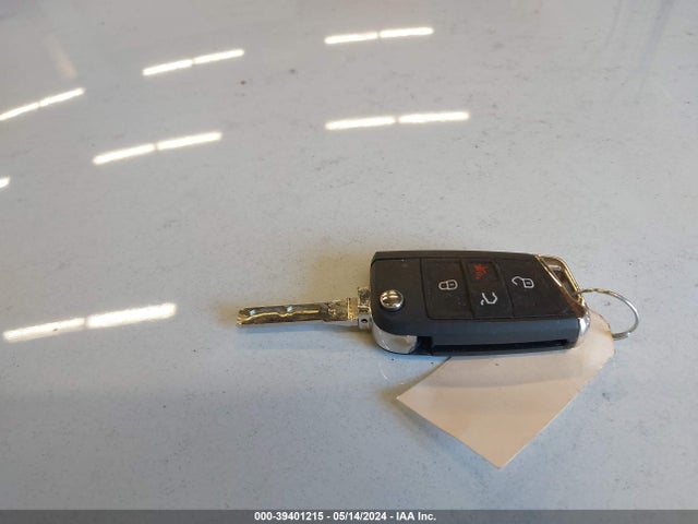 Volkswagen E-golf Se 2019 WVWKR7AU3KW909424 Image 11